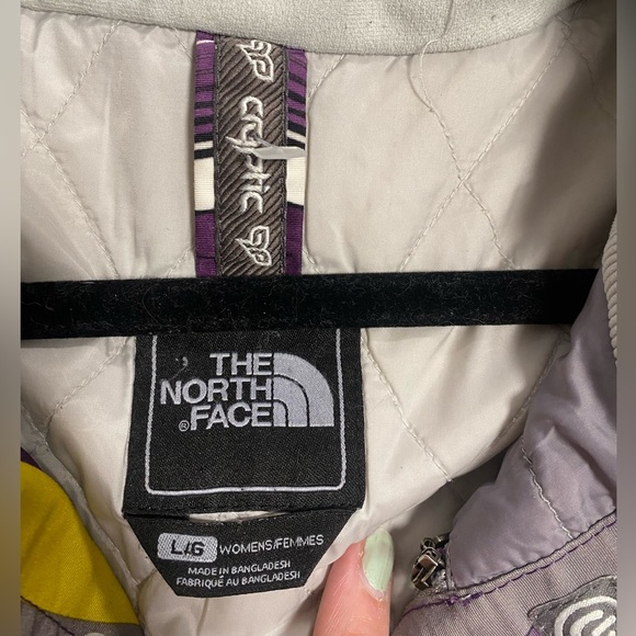 The North Face Abstract Snowboard Jacket Size Large - Picture 6 of 7
